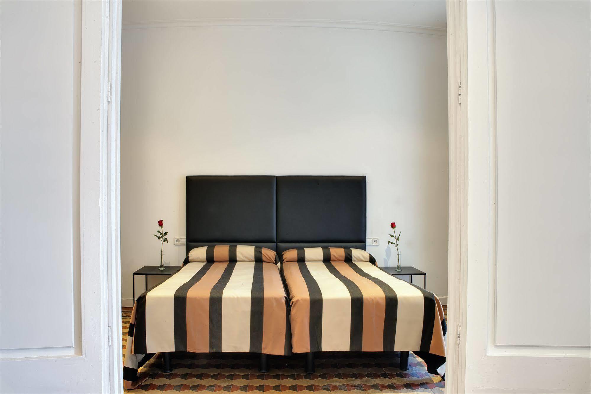 Barcelona Apartment Val Экстерьер фото